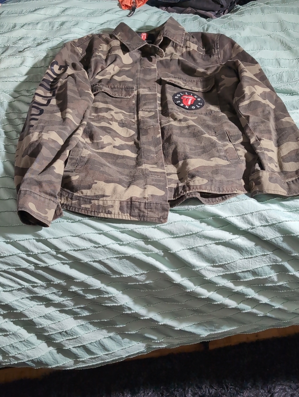Women's Forever 21 Rolling Stones Camo Jean Jacket